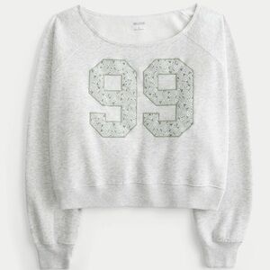 Hollister Gray crew Sweatshirt with jersey 99 Floral Design
